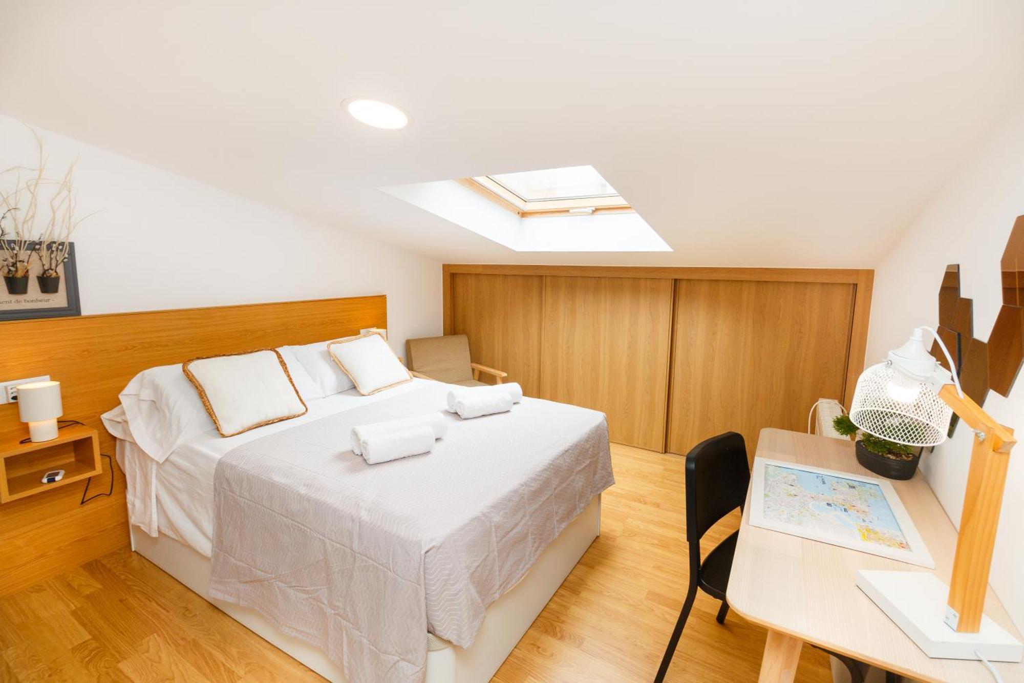Apartamentos Coruna Vip Centro A Coruna Bagian luar foto